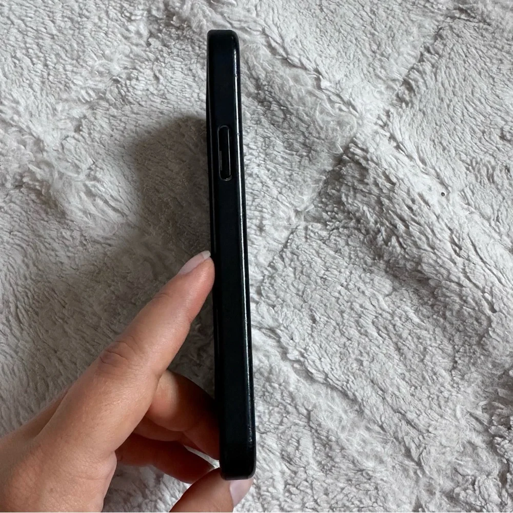 Loopy Case | Black 